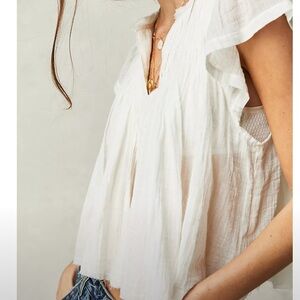 Feminine, flowy vneck top